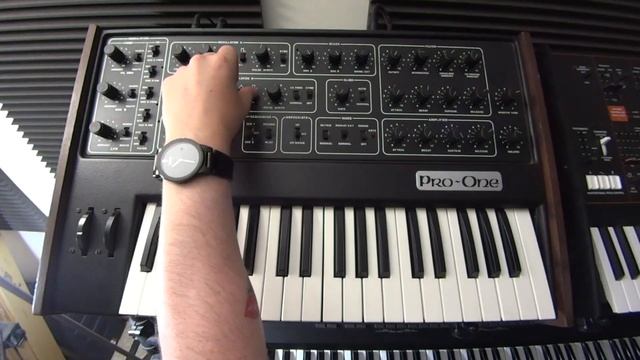 Synth Stuff Ep. 15 - Sequential Circuits Pro One смотреть онлайн