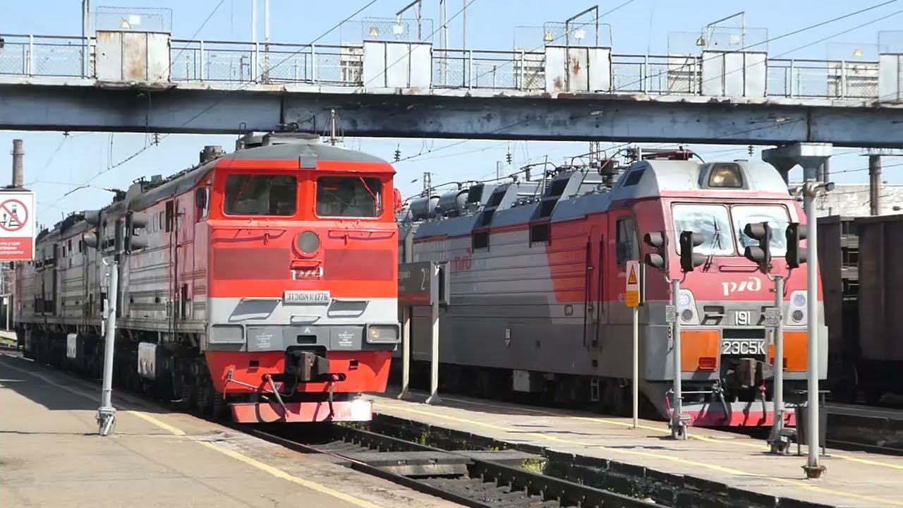3ТЭ10МК-1276, 2ЭС5К-191 и 2ЭС5К-207 смотреть онлайн
