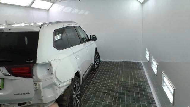 ремонт крыла оутлендера смотреть онлайн