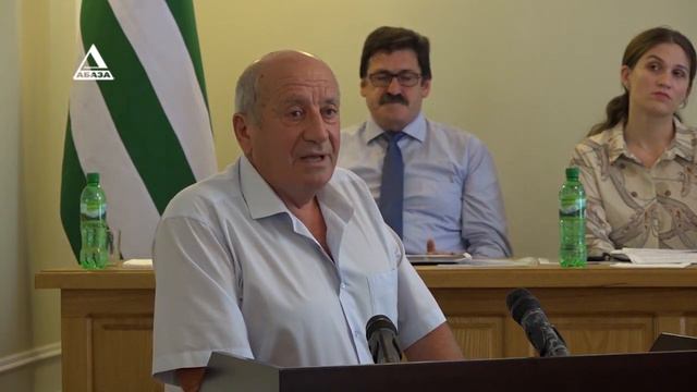 Сверяя часы с наукой. Презентация научно-исследовательского проекта Академии наук Абхазии смотреть онлайн