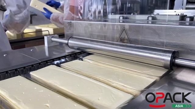 УПАКОВКА СЫРА МОЦАРЕЛЛА В ВАКУУМ НА ТЕРМОФОРМЕРЕ | OPACK QZ 1000 MIDI смотреть онлайн