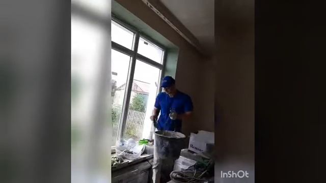 Как правильно клеить перфорированный наружний уголок