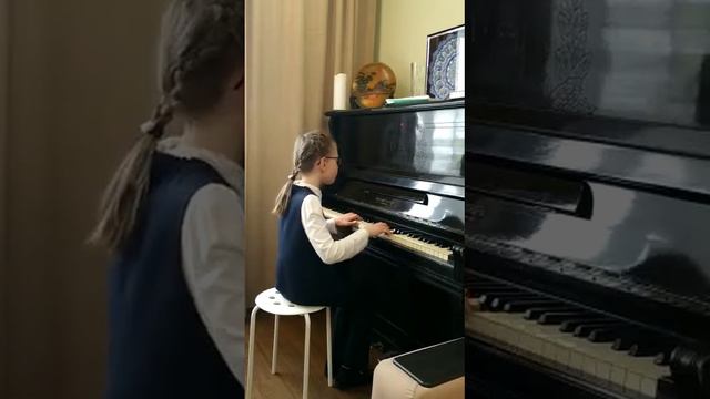 Менуэт И. С. Бах смотреть онлайн