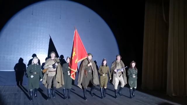 "Солнце скрылось за горою" исп. народный вокальный ансамбль "Сувенир" смотреть онлайн