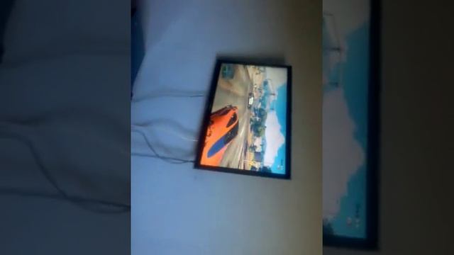 Мой брат уходит от мусоров смотреть онлайн