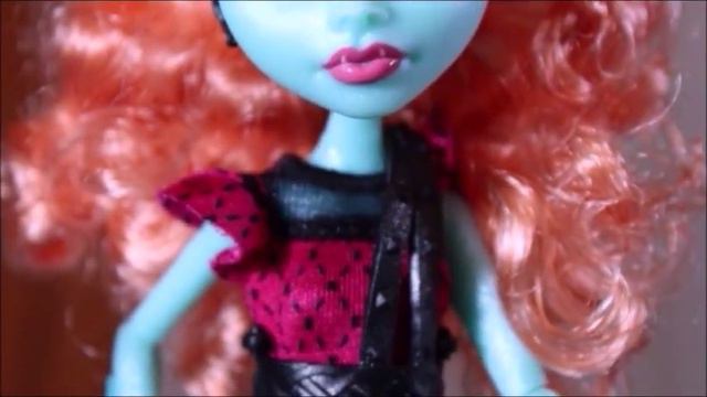 ЛОХМАТКА ? КУКЛА ИЗ ШОТЛАНДИИ ЛОРНА МАКНЕССИ ! Монстер Хай ! LORNA MCNESSIE