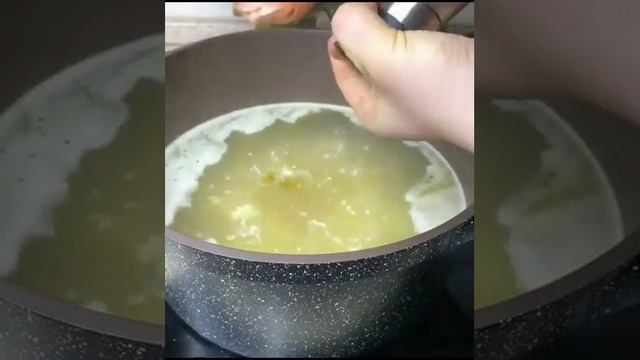 необычный куриный суп с сырными шариками