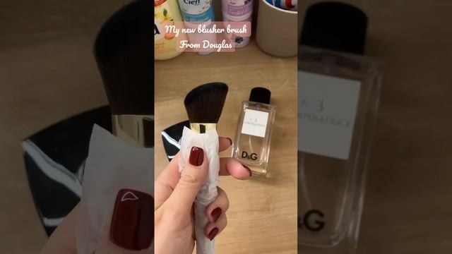 Classic angled #douglas blusher brush✨/ Скошенная кисть для румян от Douglas ✨#beauty #косметика смотреть онлайн