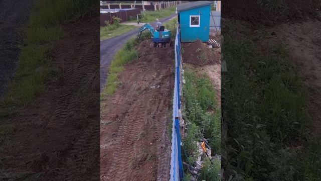 Мини экскаватор IHI30NX в действии #SHORTS смотреть онлайн