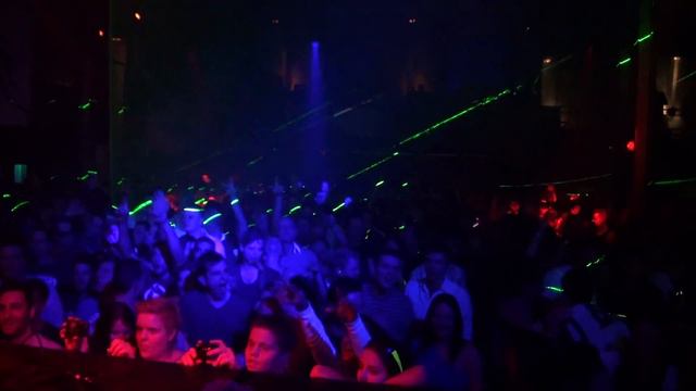 Leon Bolier Plays I Close My Eyes @ Luminosity Before The Energy 18-02-2011