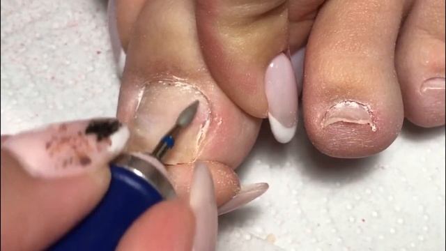 ПЕДИКЮР АППАРАТНЫЙ в домашних условиях/ педикюр гель лаком самой себе/ педикюр 2020 смотреть онлайн