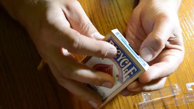 Игральные карты Bicycle Standart - распаковка, обзор. смотреть онлайн