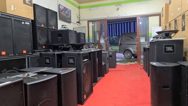 Loa JBL JRX 115. Bass 40. Mỹ nòi. Đt 0936.583.140 смотреть онлайн
