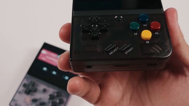 Miyoo Mini Plus Vs. Anbernic RG35XX (Review)