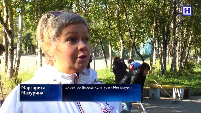 Специалисты Дворца Культуры вышли на субботник
