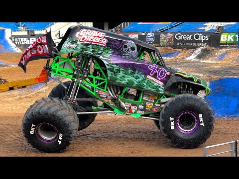 Лучшее видео мирового финала Monster Jam 2021!