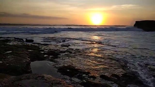 Pura Batu Bolong temple Bali смотреть онлайн