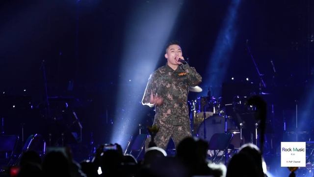 태양 (TAEYANG) X DAESUNG (강대성) 뱅뱅뱅 + FANTASTIC BABY 4K 60P 직캠 190411 смотреть онлайн