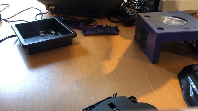 Ремонт Nintendo Gamecube с английской барахолки