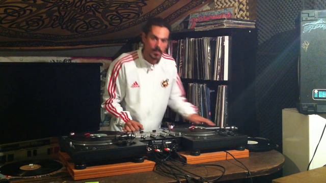 BEATJUGGLINGseries Vol.I(Ultimate Breaks & Beats round 4)#v8 смотреть онлайн