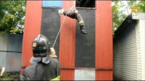 Универсальная спасательная петля - спуск пострадавшего с этажей