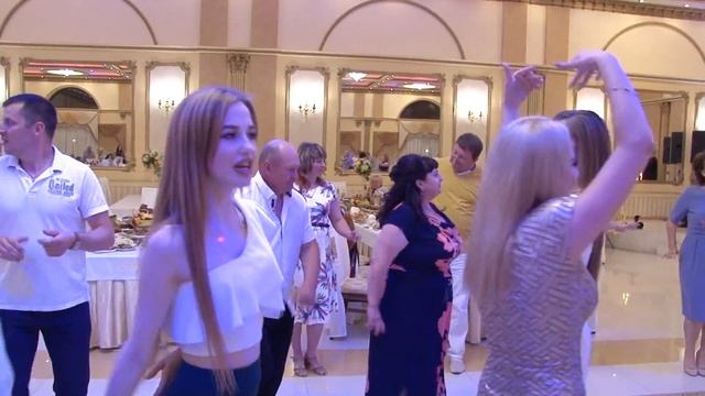 На горе стоял казак исполняет Лара Шахбазян смотреть онлайн