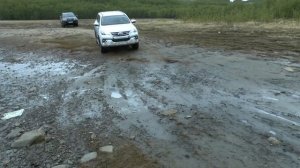 Toyota Fortuner и Новый Land Cruiser Prado на Бездорожье Off Road