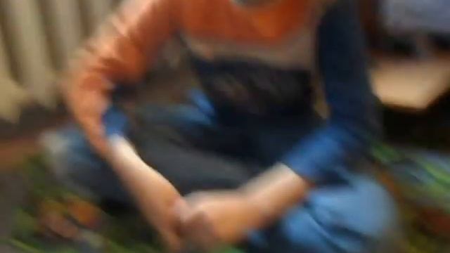 Первое видео и обзор музыкальной колонки смотреть онлайн