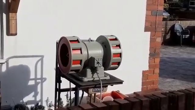 Air raid siren - WW 2 / early Cold War Carter type смотреть онлайн