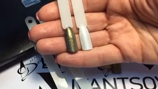 "Мерцающая пыль" для декора ногтей смотреть онлайн