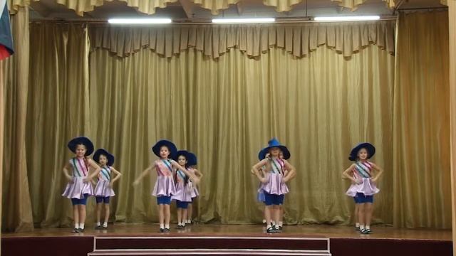 Хореографический ансамбль "Фантазия". "Незнайки" пгт. Шушенское смотреть онлайн