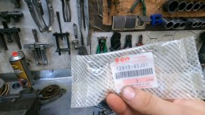 Suzuki Grand Vitara 2.0 бензин. Регулировка клапанов. Мотор на стол!!!