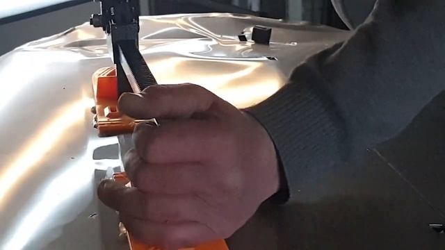 тест домкрата и холодного клея . PDR expander tool and cold glue testing смотреть онлайн