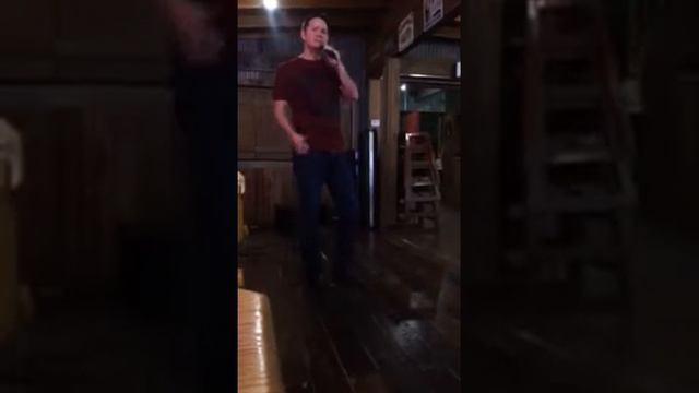 Tony Wilson sings It's Five O'Clock Somewhere смотреть онлайн