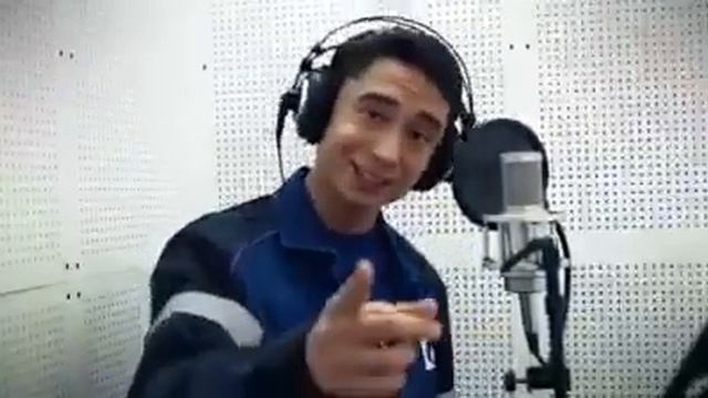 С праздником нас,девочки.