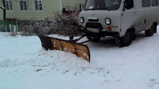 Уазик-снегоуборщик. смотреть онлайн