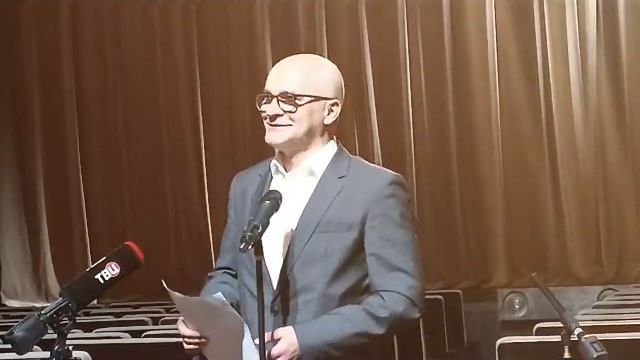 Юрий Кравец на сборе труппы театра Современник 2023 смотреть онлайн