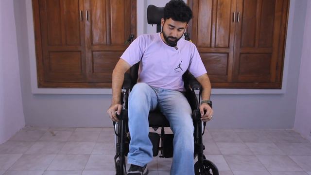 The Most Advanced | Manual Wheelchair | Rea Clematis Pro Invacare @Surgicalshoppe. смотреть онлайн