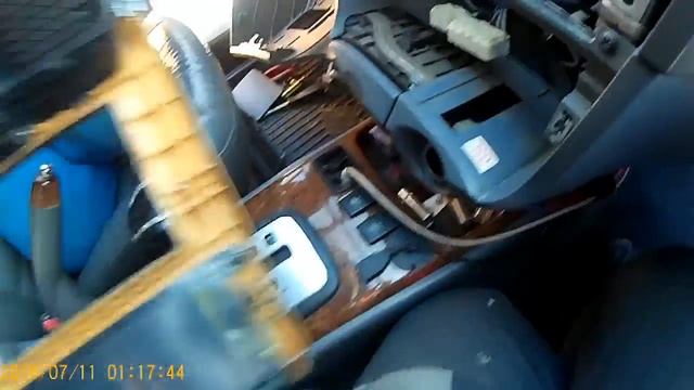 Где находится реле топленого насоса на kia Magentis и hyundai Sonata. смотреть онлайн