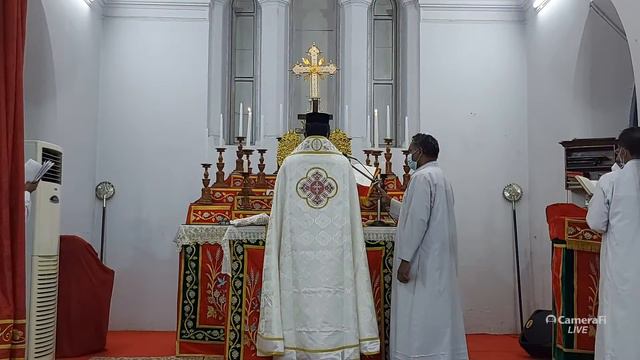 Holy Qurbana | വി. കുർബാന | 10/10/21 | St George Orthodox Syrian Cathedral смотреть онлайн