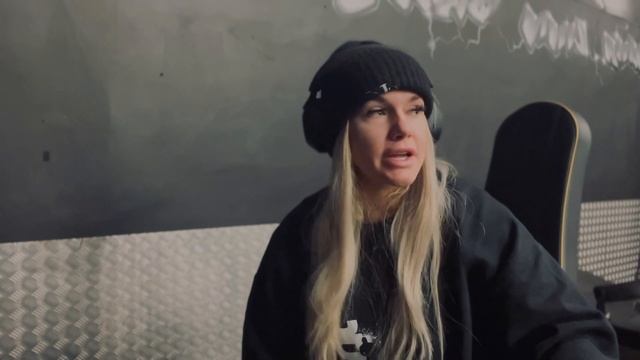 OFFSEASON SERIES: EP 1 - ‘The Only Way is Up’ | Reverse Diet | Dealing with Weight Gain | New Goals смотреть онлайн