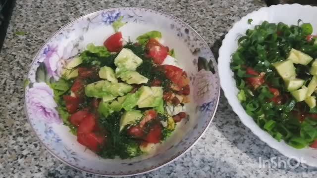 03.08.22 Мой вкусный похудейский рацион-как я жарю кабачки-наш любимый салат с авокадо. смотреть онлайн