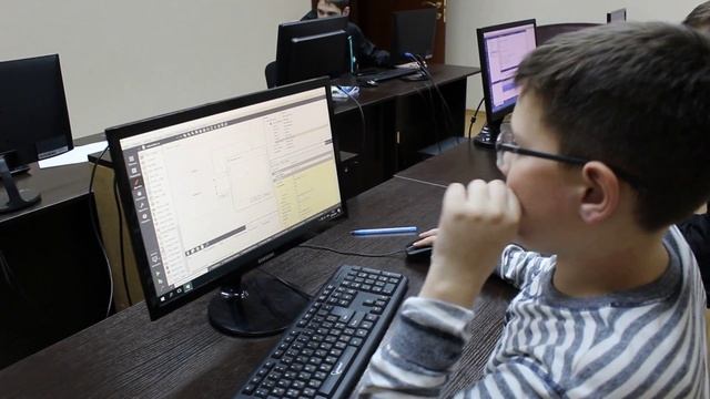 Рабочий процесс разработки приложения "Для шифровки и расшифровки сообщений" смотреть онлайн