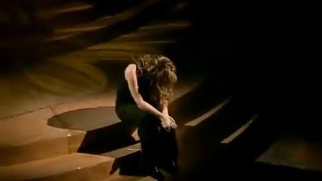 Концерт Лары Фабиан Вот она настоящая любовь фанатов/Concert Lara Fabian Here it is real love fans смотреть онлайн