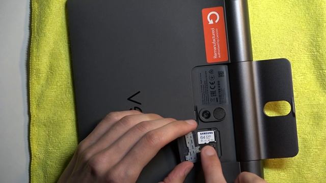 How to Insert an SD Card into a Lenovo Yoga Smart Tab – Expand Storage using Memory Card смотреть онлайн
