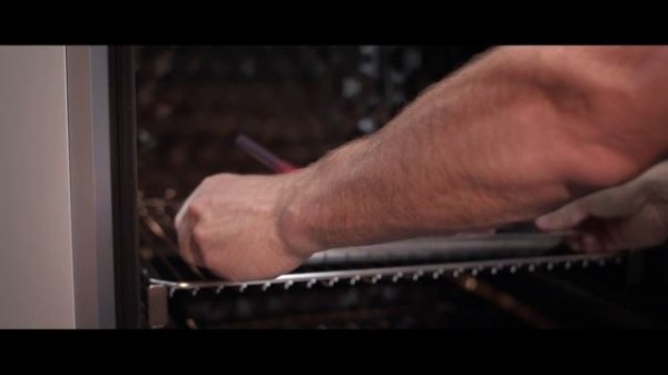 Electrolux Design explores the smart home of the future.mp4