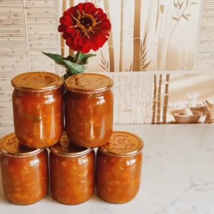 Салат из кабачков «Анкл-Бенс».
