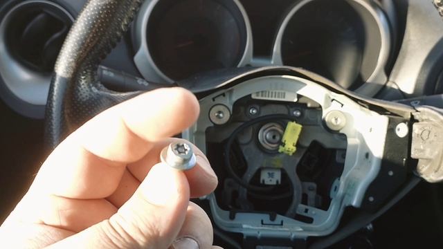 как снять руль с nissan juke смотреть онлайн