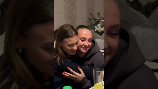 НАШИ КРАСАВИЦЫ смотреть онлайн