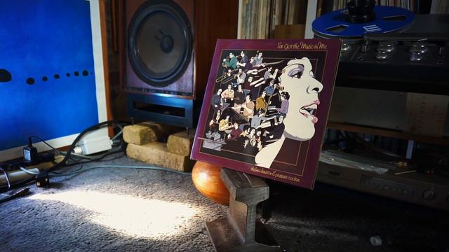 AR10pi + Thelma "You Got Music In Me" Ortofon 2M Red смотреть онлайн